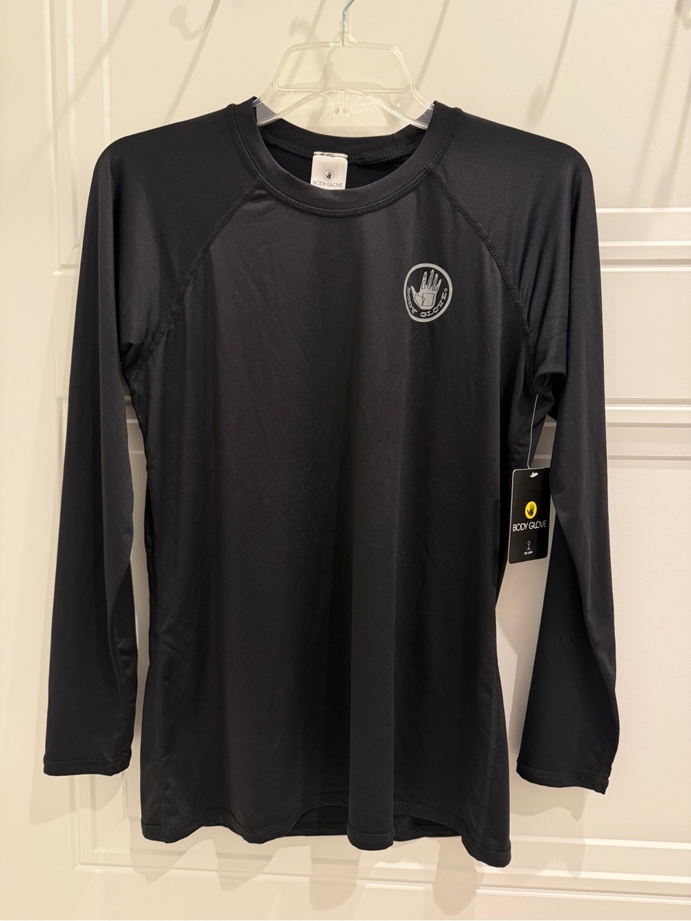 Body Glove Women's Sleek Long Sleeve Rashguard Athletic Swim Top- black NWT